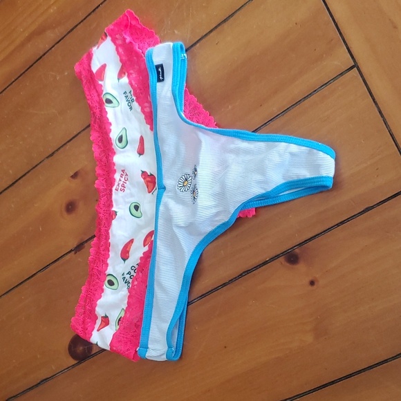 PINK panty bundle - Picture 2 of 8